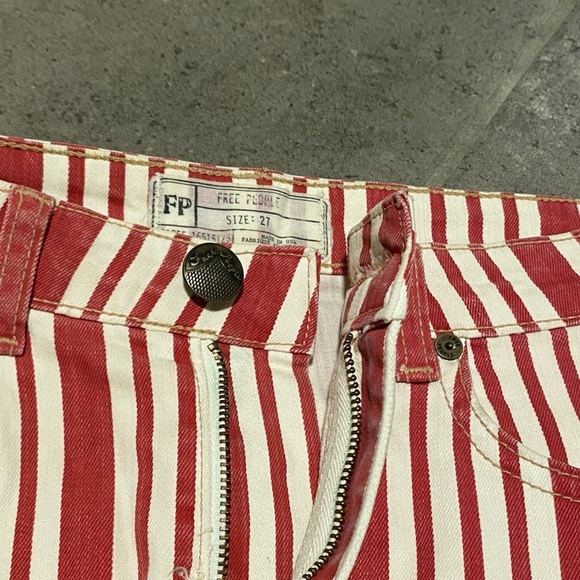 Free People Red Stripe Mini Denim Pencil Skirt Raw Hem Front Slit Western SZ 27 - Picture 4 of 6